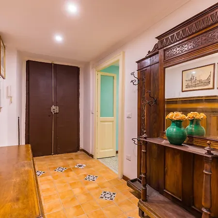 Apartament A Santa Maria La Nova By Wonderful Italy *